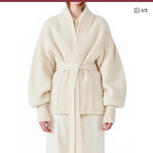 Chic Gray Women's Cardigan with Belt